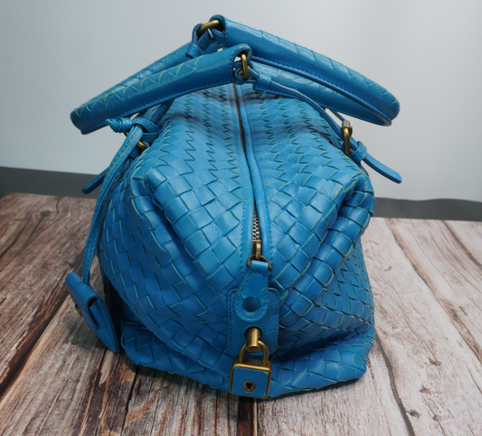 Bottega Veneta Intrecciato Light Blue Boston Bag