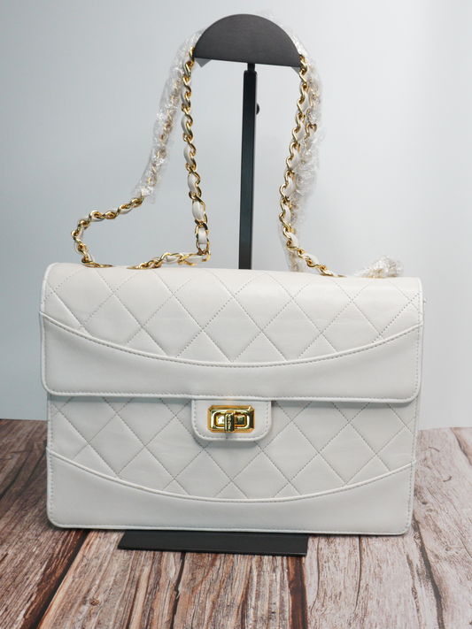 Chanel 2.55 Reissue White Quilted Leather Shoulder Bag with Gold Hardware