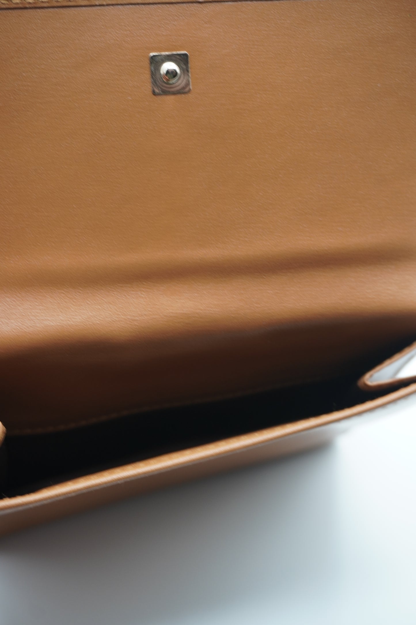Gucci Tan Leather Compact Wallet