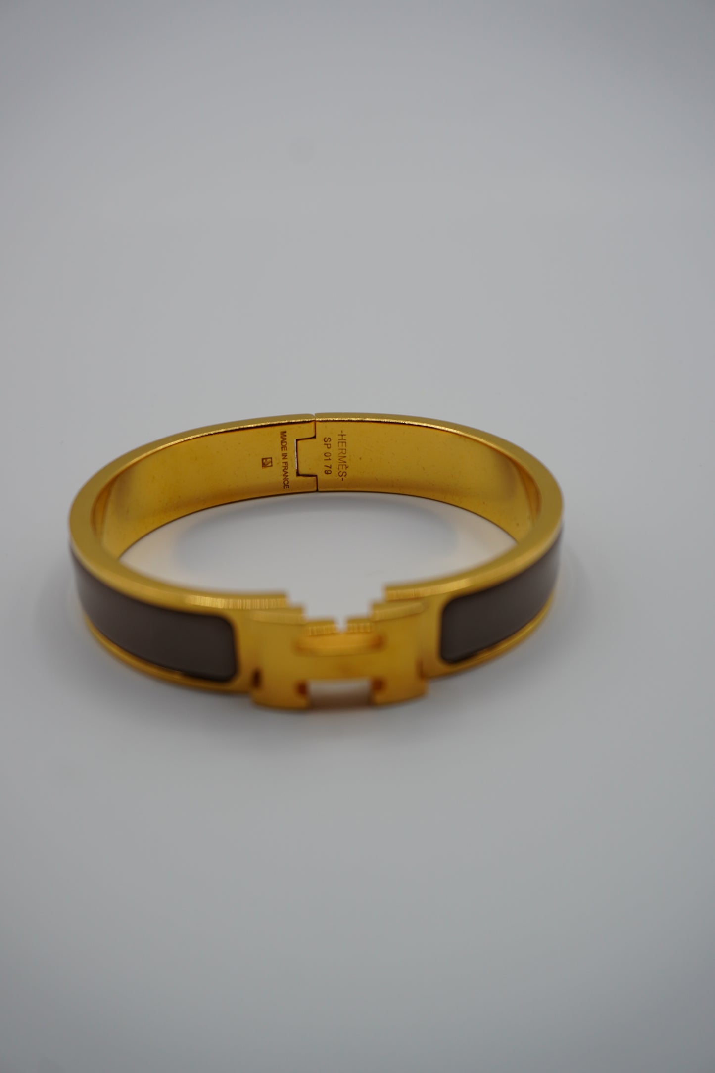 Hermès Clic H Bracelet in Gold & Taupe Enamel