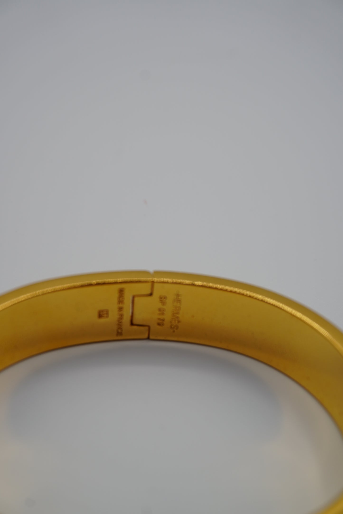 Hermès Clic H Bracelet in Gold & Taupe Enamel