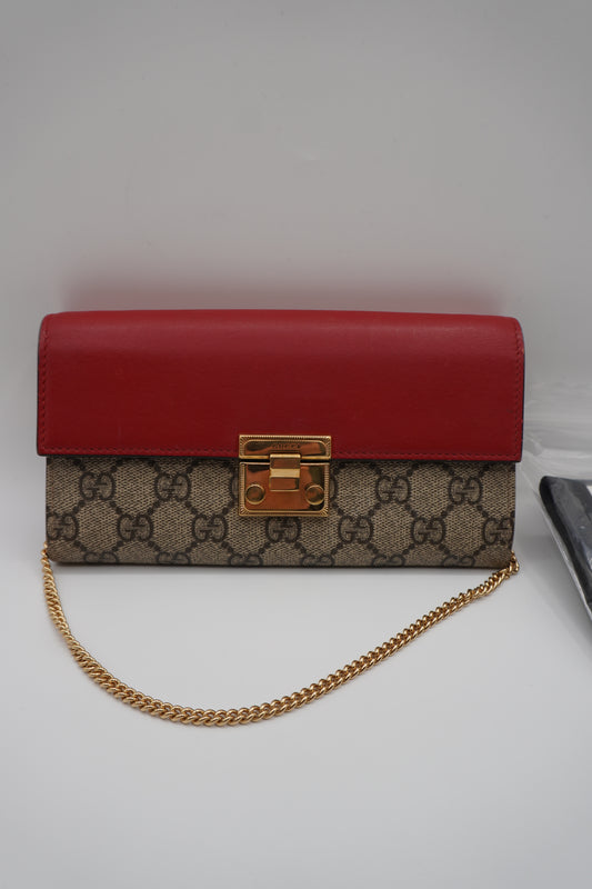 Gucci Padlock GG Supreme Wallet on Chain