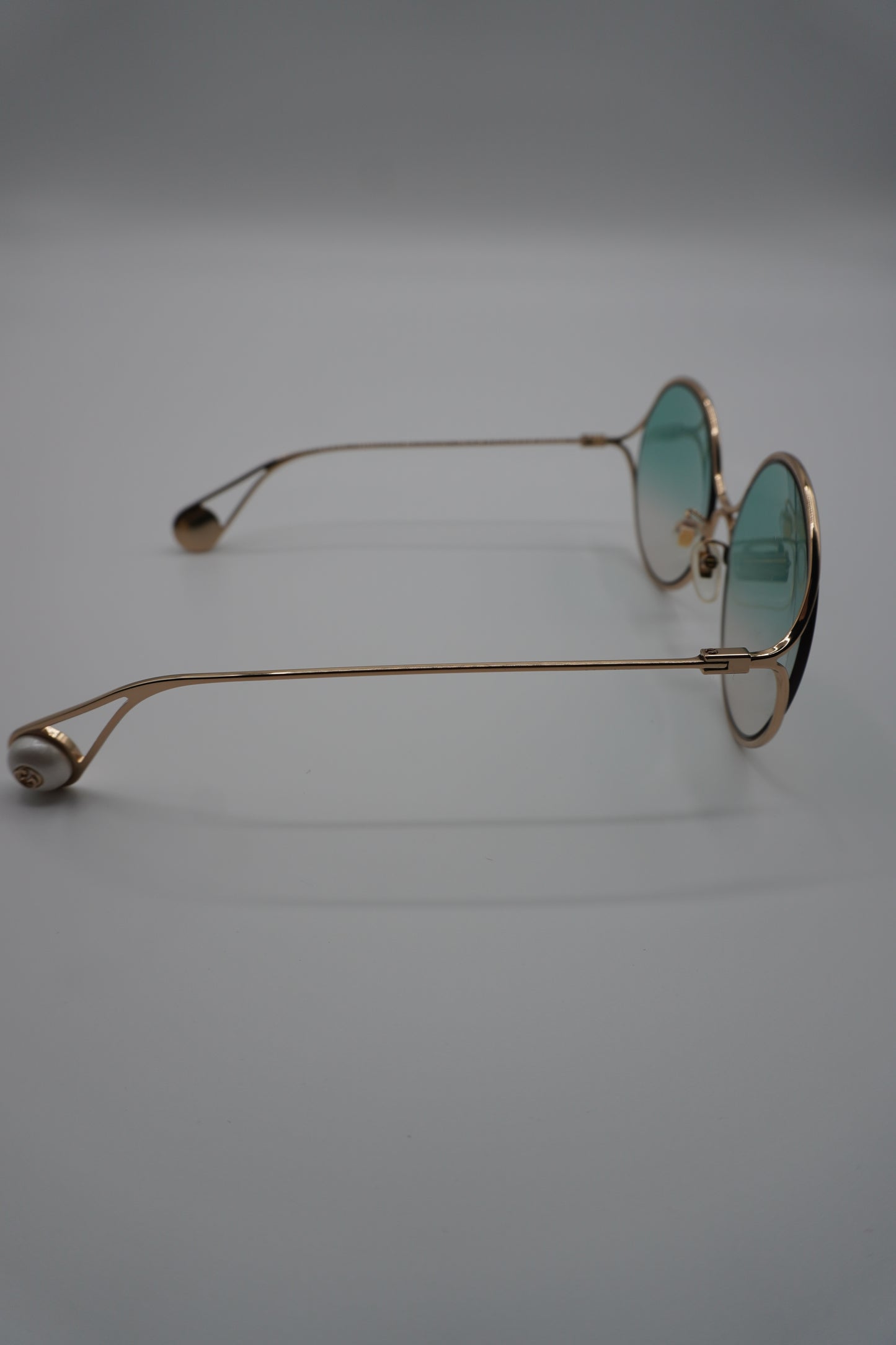 Gucci Round Gradient Sunglasses