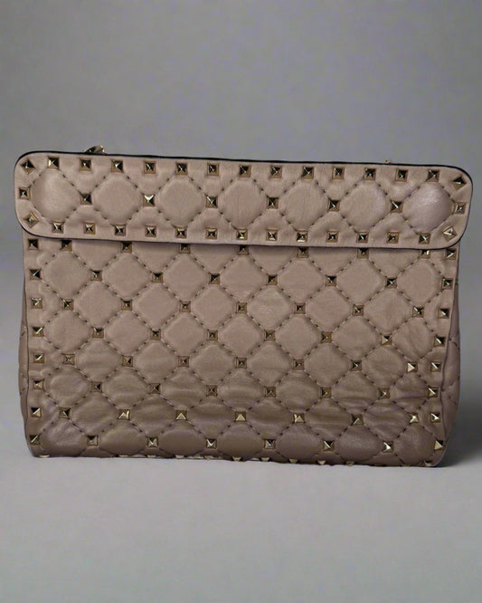 Valentino Garavani Rockstud Spike Wallet on Chain – Poudre