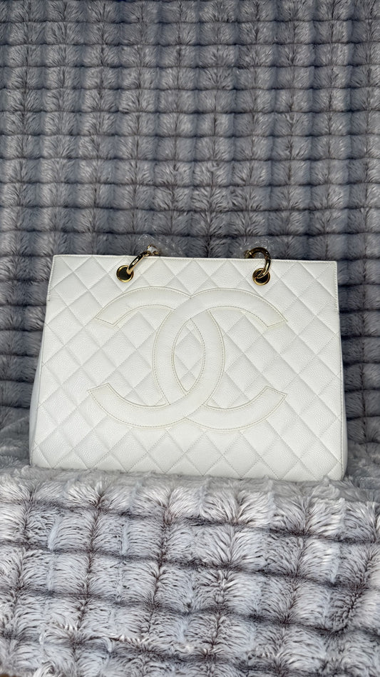 Chanel XL Grand Shopping Tote (GST) Caviar Leather – White