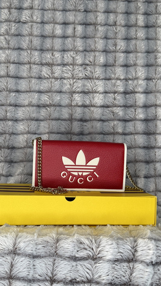 Gucci x adidas Wallet With Chain – Red Coated Canvas