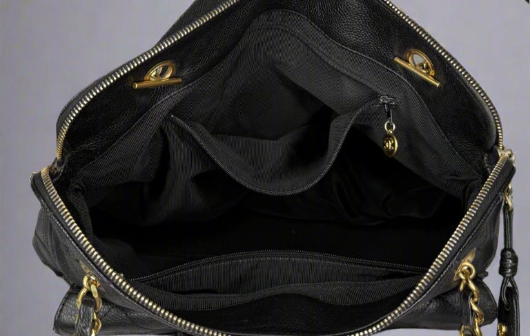 Chanel Caviar CC Quilted Front Pocket Bag - Black