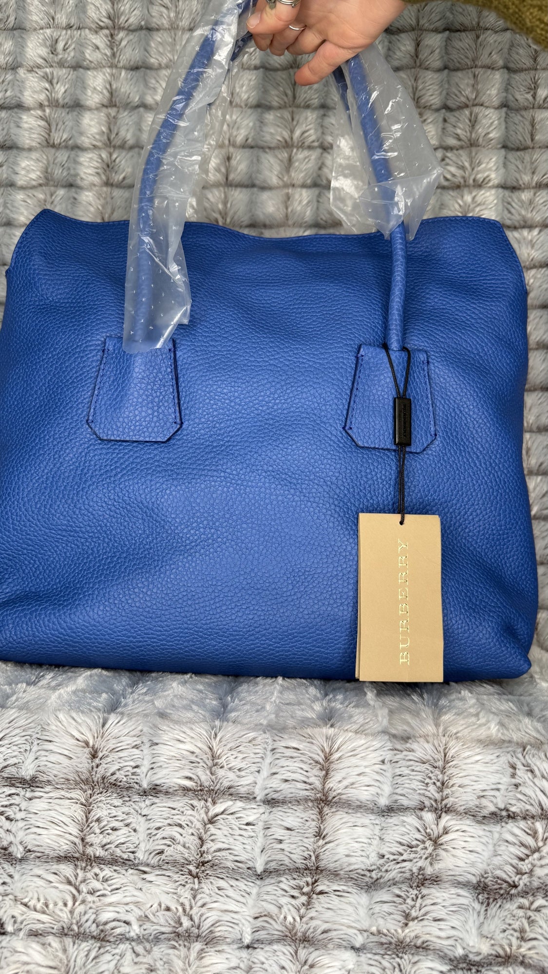 Burberry Baynard Leather Tote Bag – Blue