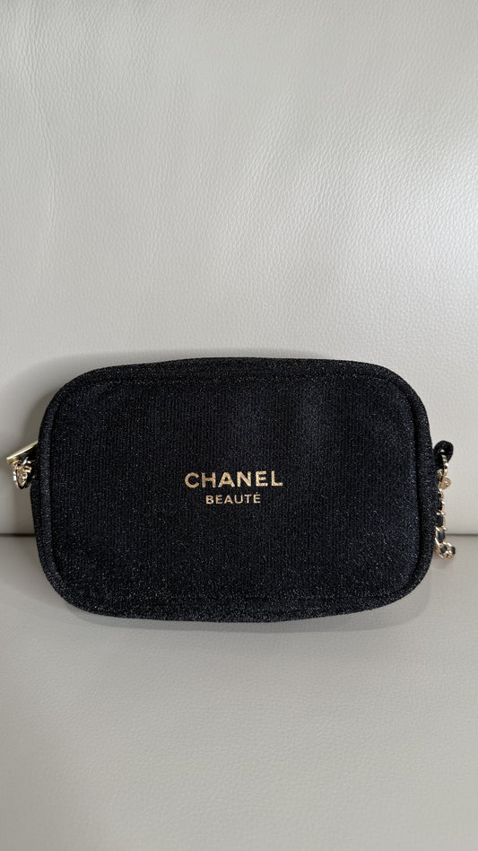 Chanel Beauté Chain Pouch