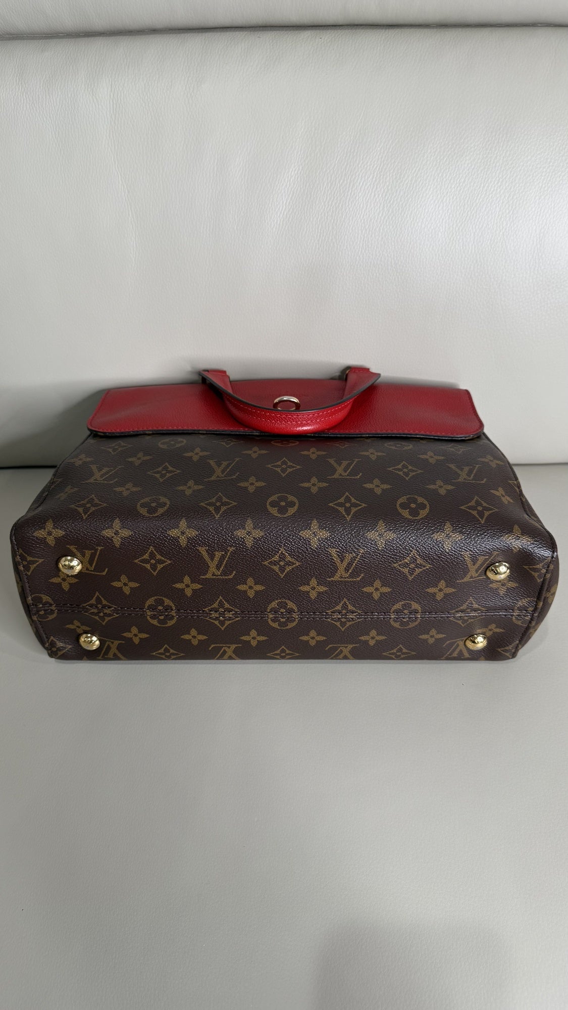 Louis Vuitton Monogram Montaigne MM - Cherry Red