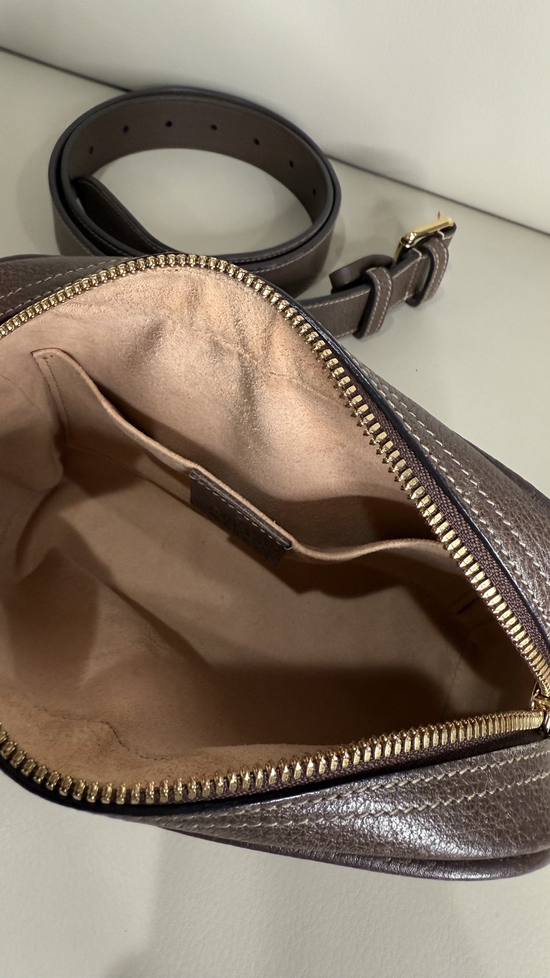 Gucci GG Supreme Belt Bag