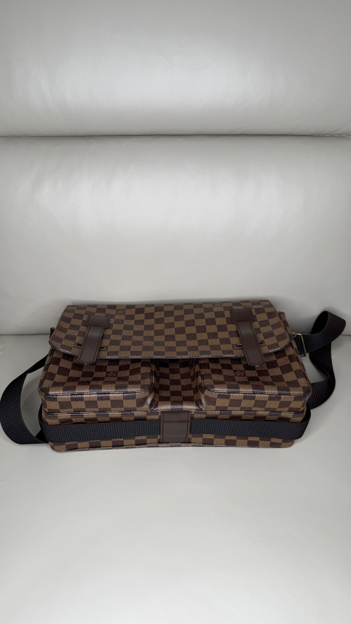 Louis Vuitton Damier Ebene Canvas Messenger