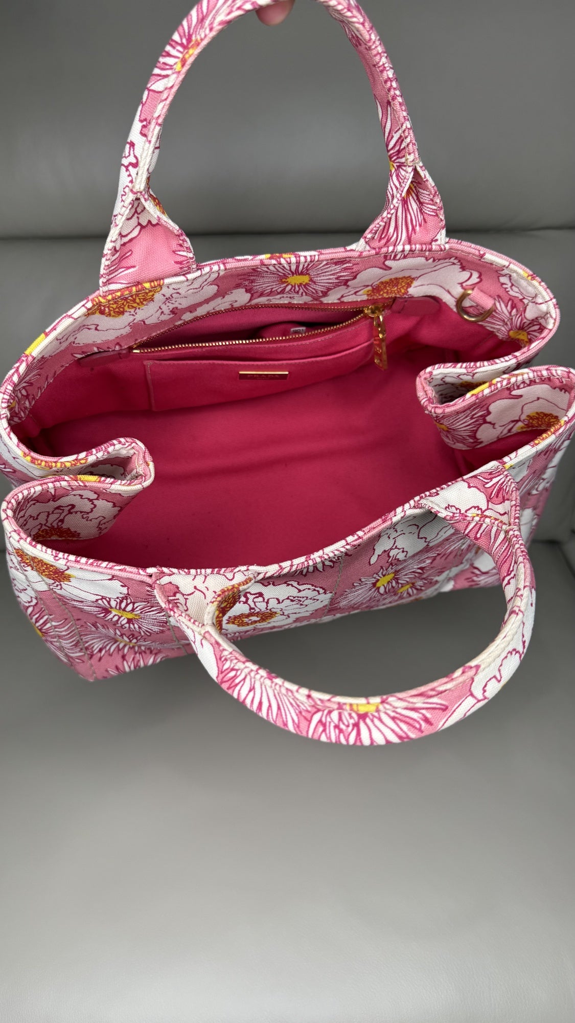 Prada Floral Canapa