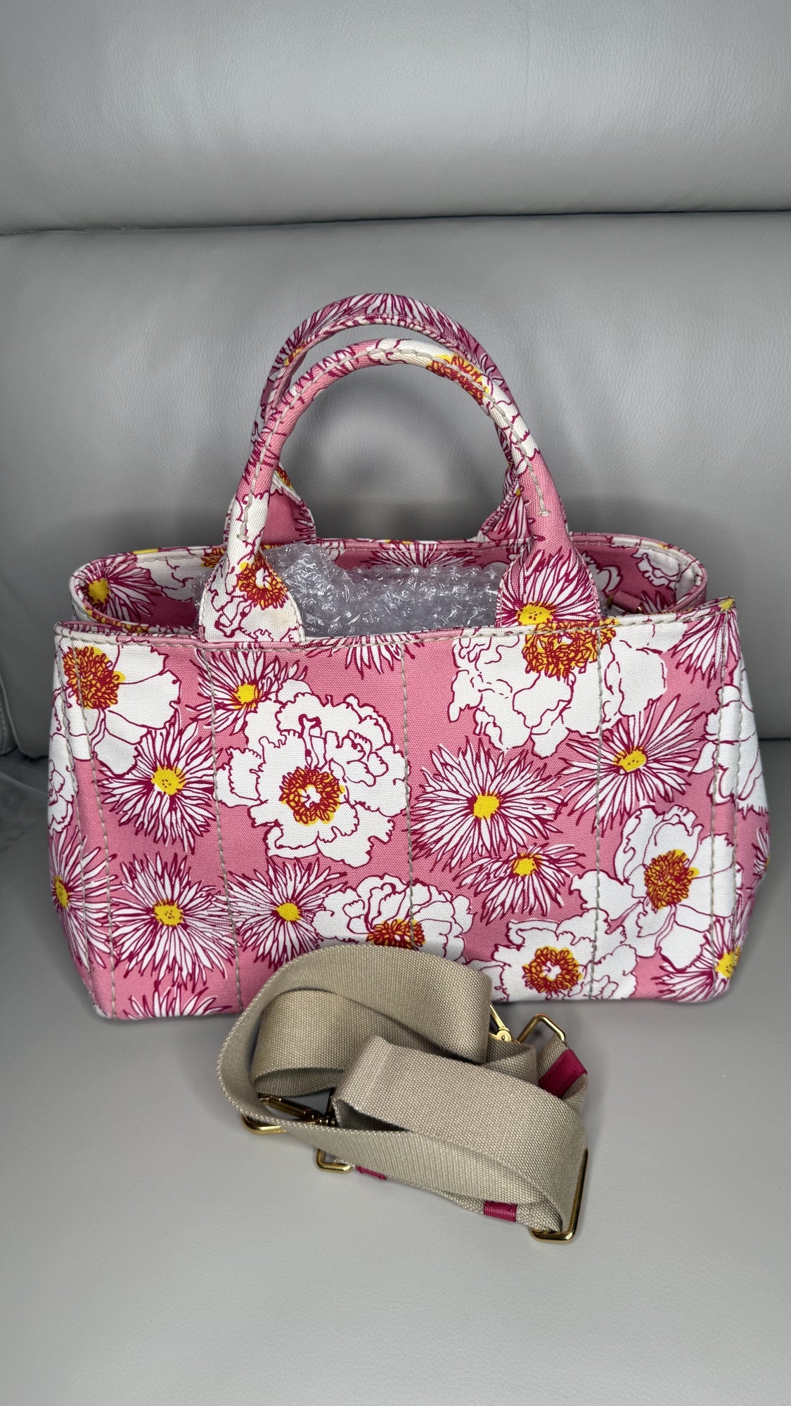 Prada Floral Canapa