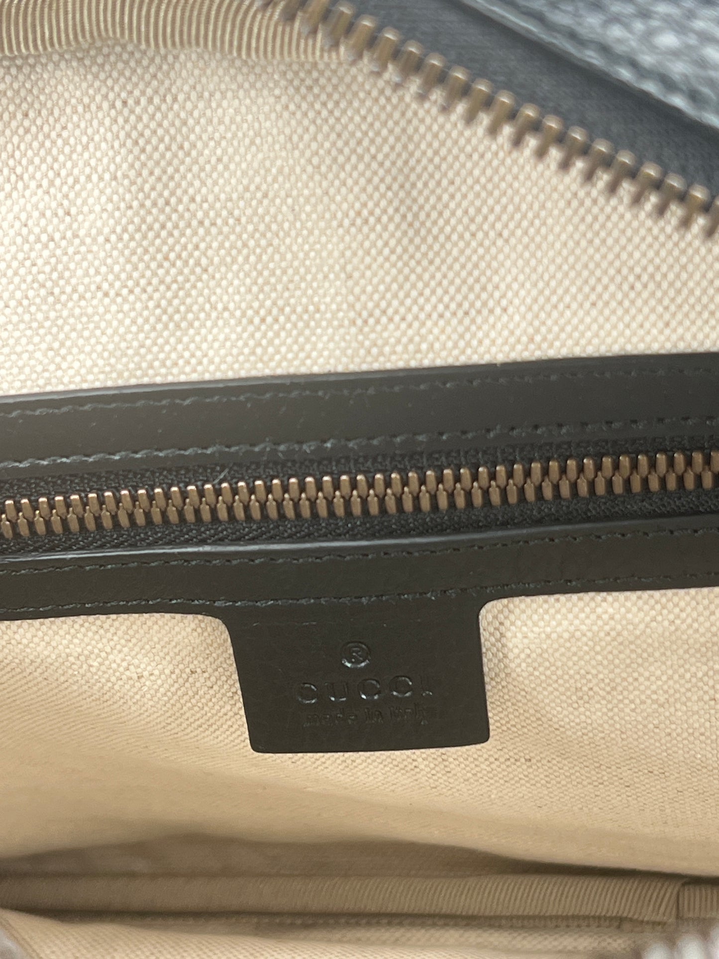 Gucci Black Leather Logo Messenger Bag