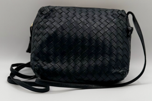 Bottega Veneta Intrecciato Nodini Crossbody Bag – Black