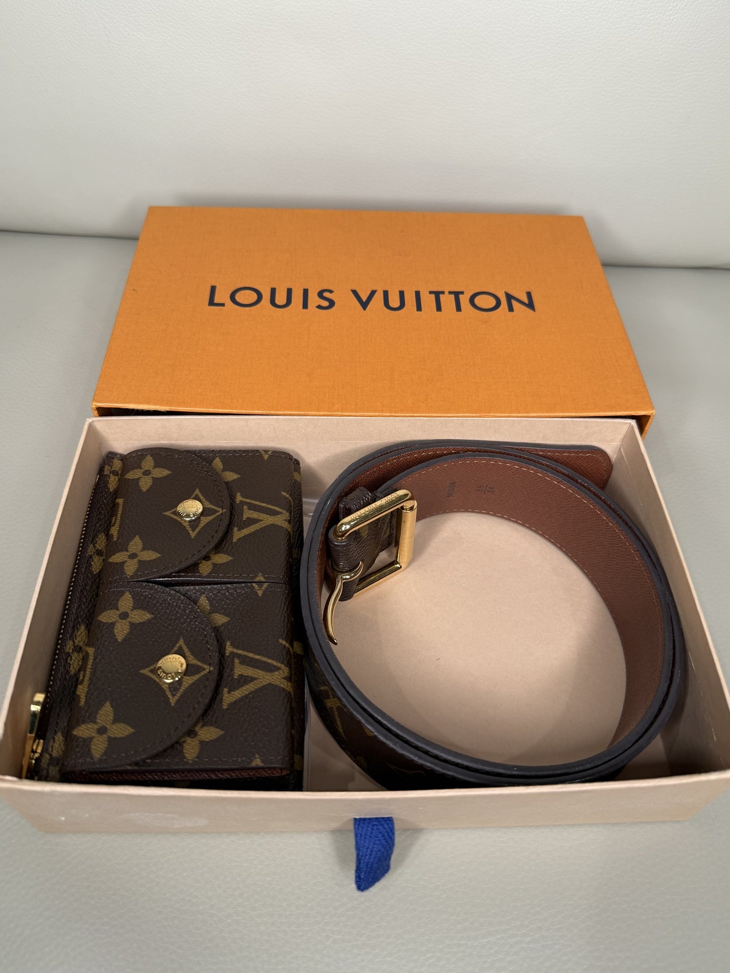 Louis Vuitton Monogram Canvas Duo Belt Pouch
