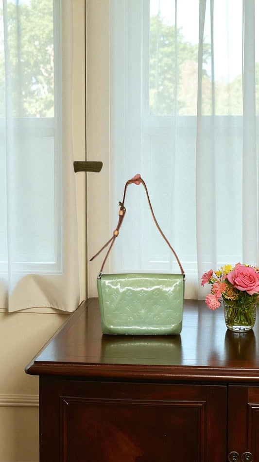 Louis Vuitton Thompson Street Shoulder Bag - Green