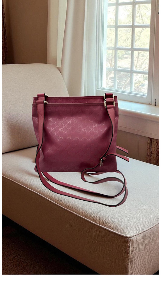 Gucci GG Imprimé Pink Messenger Bag