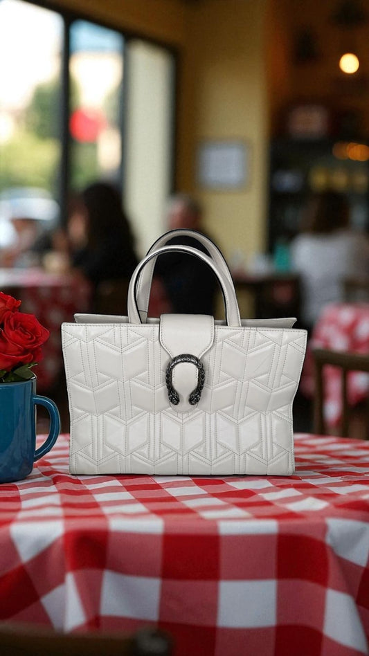 Gucci Dionysus Quilted 2-Way Tote Bag in Ivory Leather