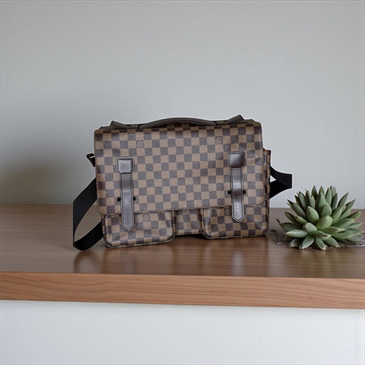 Louis Vuitton Damier Ebene Canvas Messenger