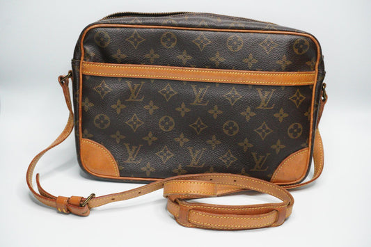 Louis Vuitton Monogram Trocadero 30 Shoulder Bag