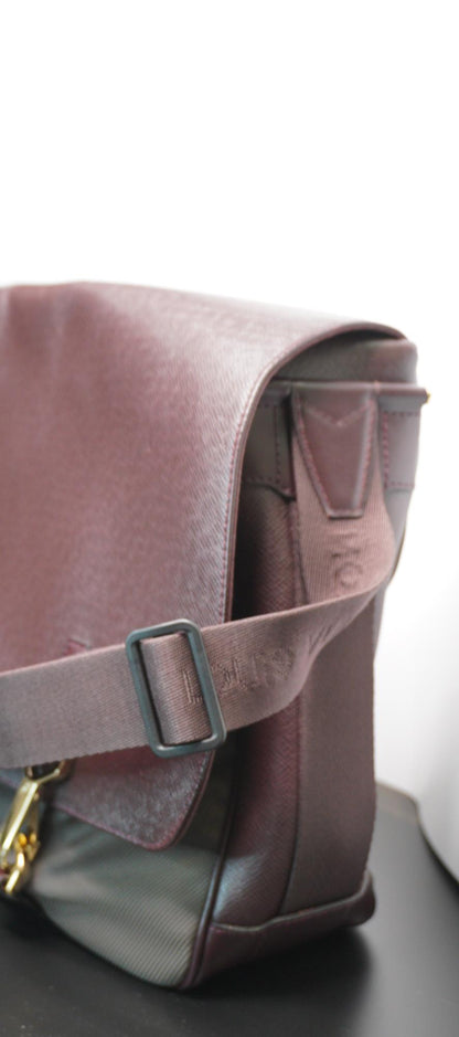 Louis Vuitton Dersou Messenger Bag in Taiga Leather
