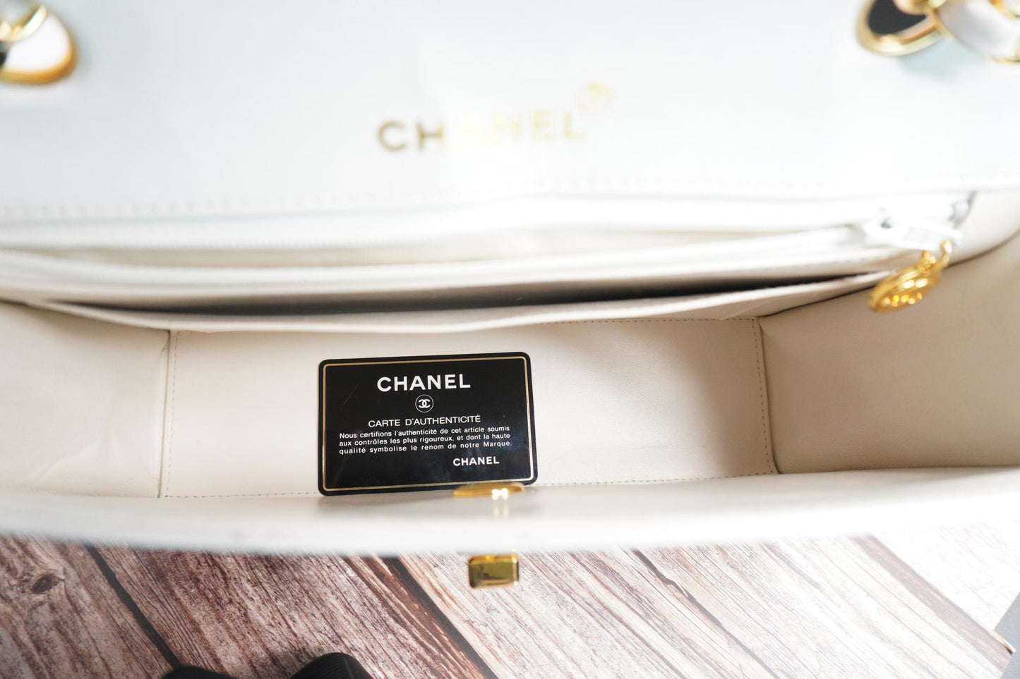 Chanel 2.55 Reissue White Quilted Leather Shoulder Bag with Gold Hardware