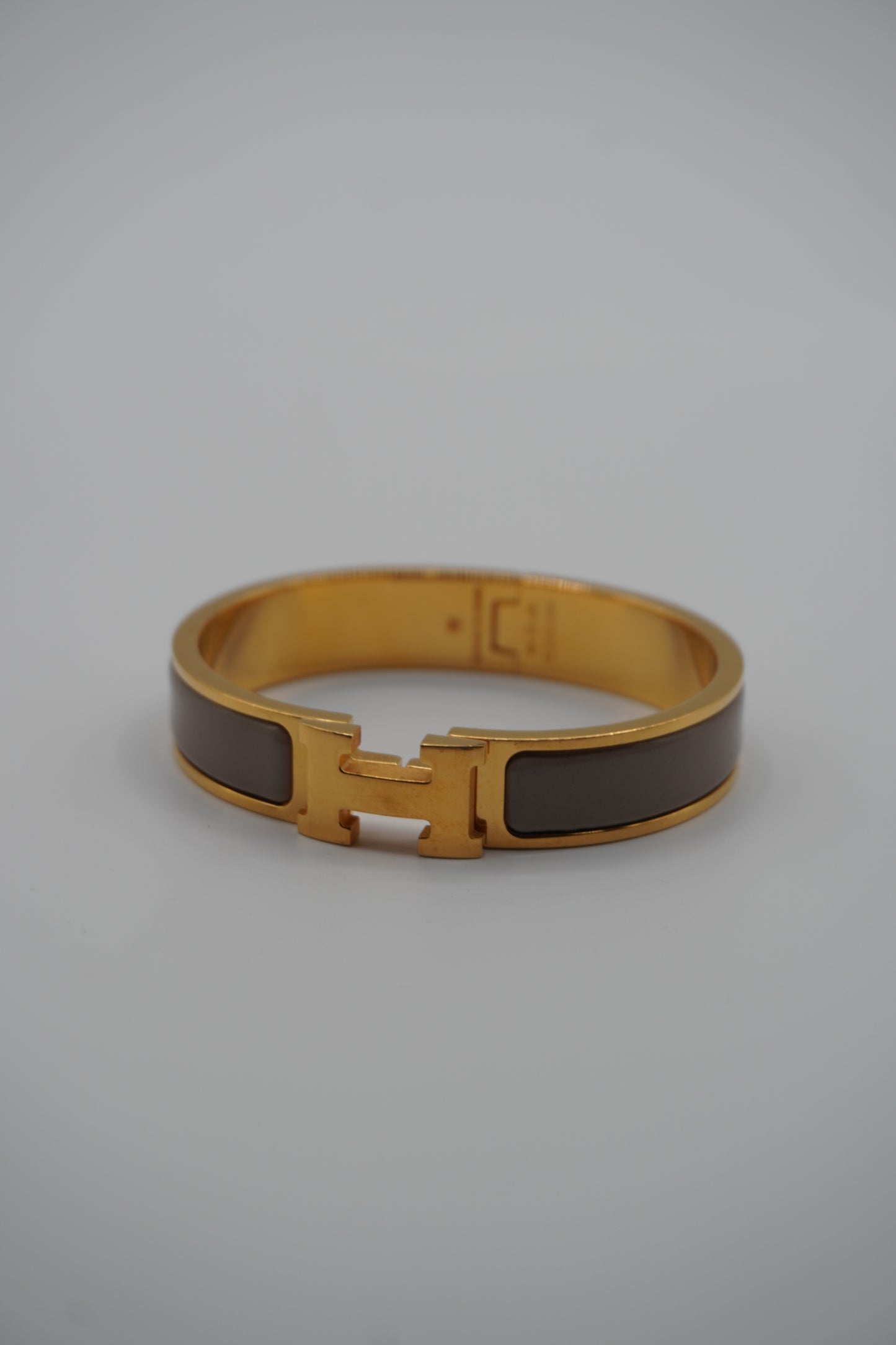 Hermès Clic H Bracelet in Gold & Taupe Enamel