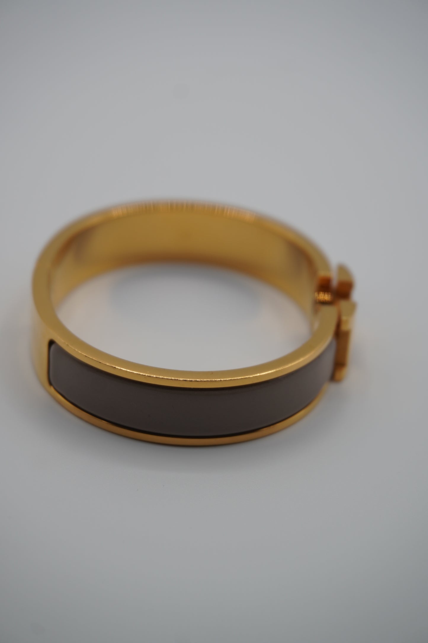 Hermès Clic H Bracelet in Gold & Taupe Enamel