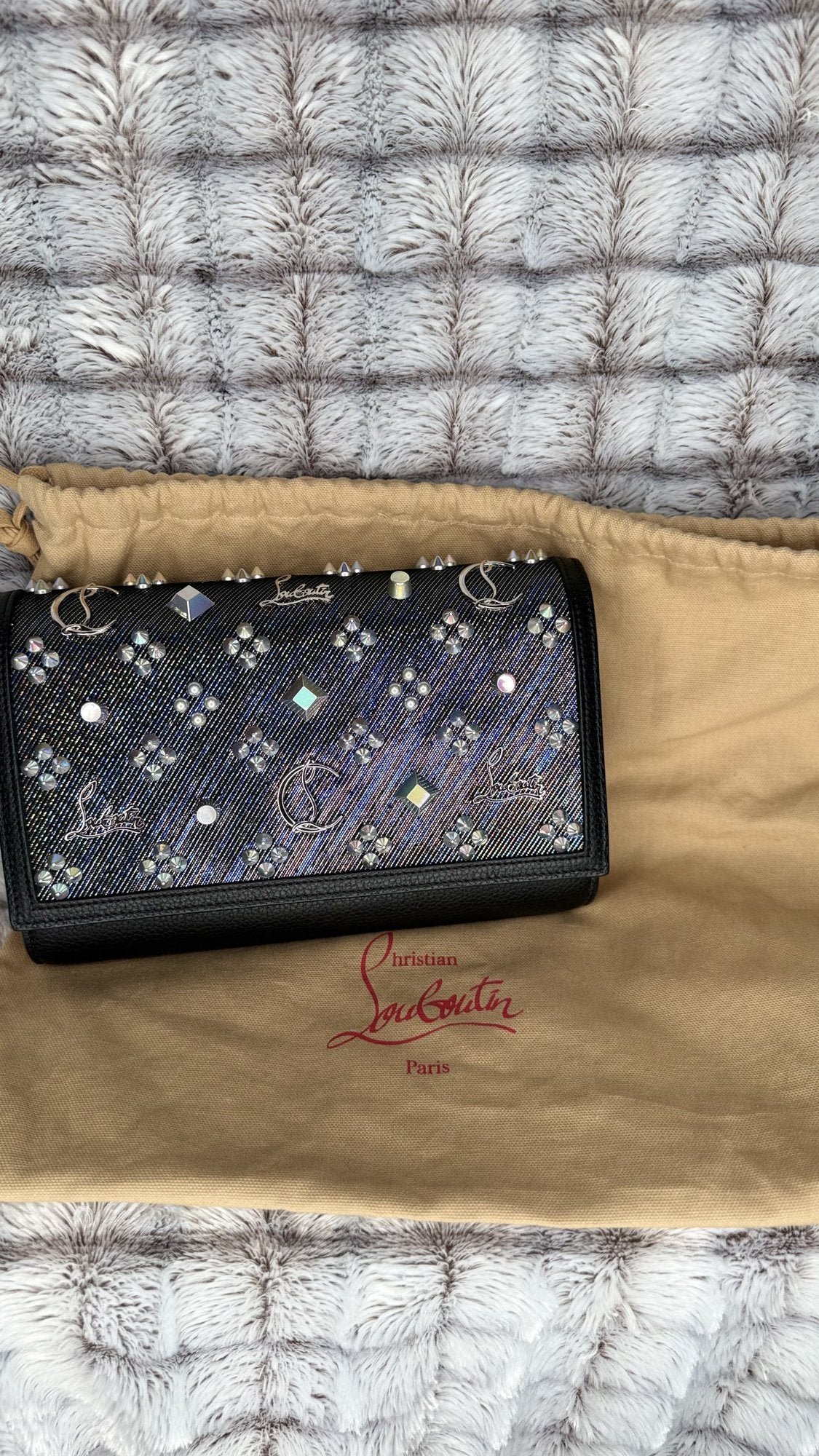 Christian Louboutin Paloma Clutch Embellished Lurex Stella Small – Black