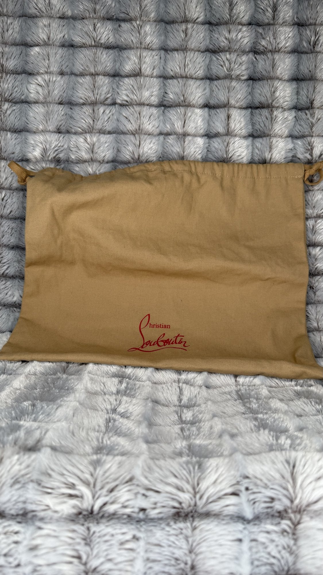 Christian Louboutin Paloma Clutch Embellished Lurex Stella Small – Black