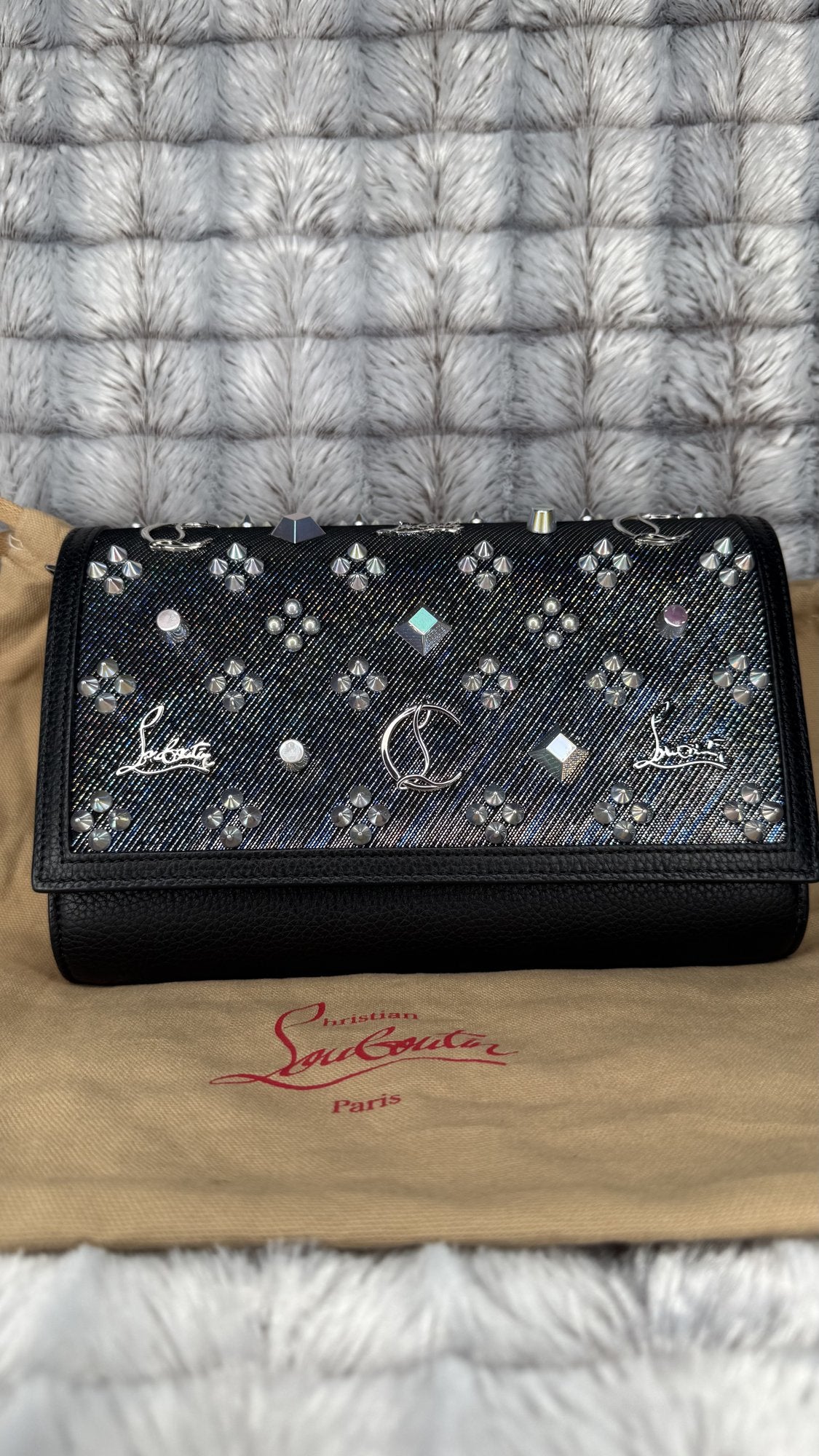 Christian Louboutin Paloma Clutch Embellished Lurex Stella Small – Black