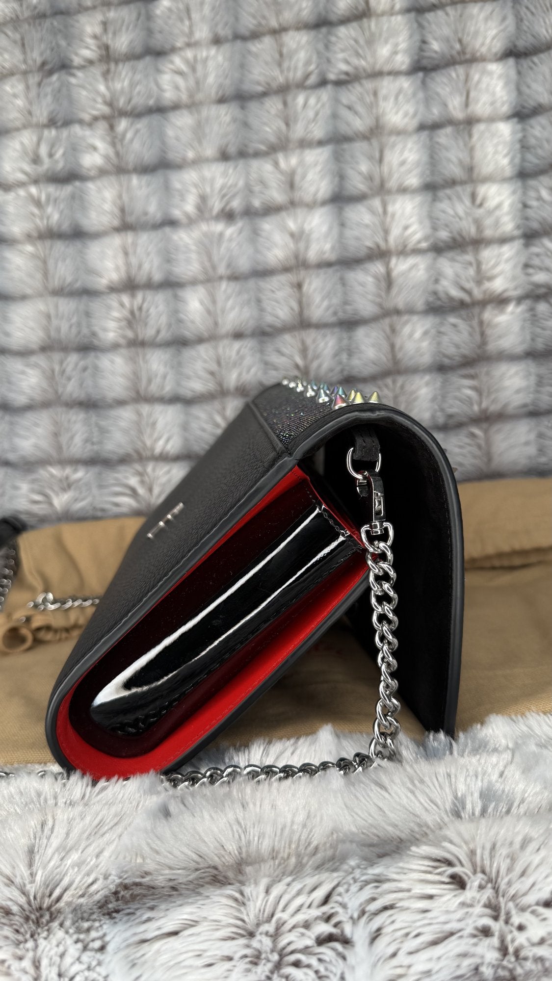 Christian Louboutin Paloma Clutch Embellished Lurex Stella Small – Black