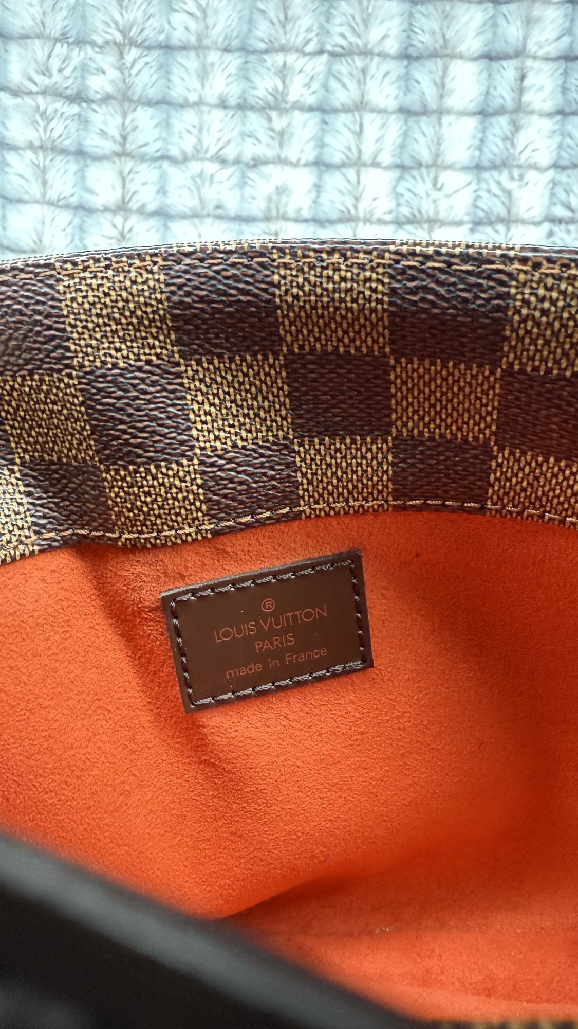 Louis Vuitton Damier Ebene Aubagne Shoulder Bag