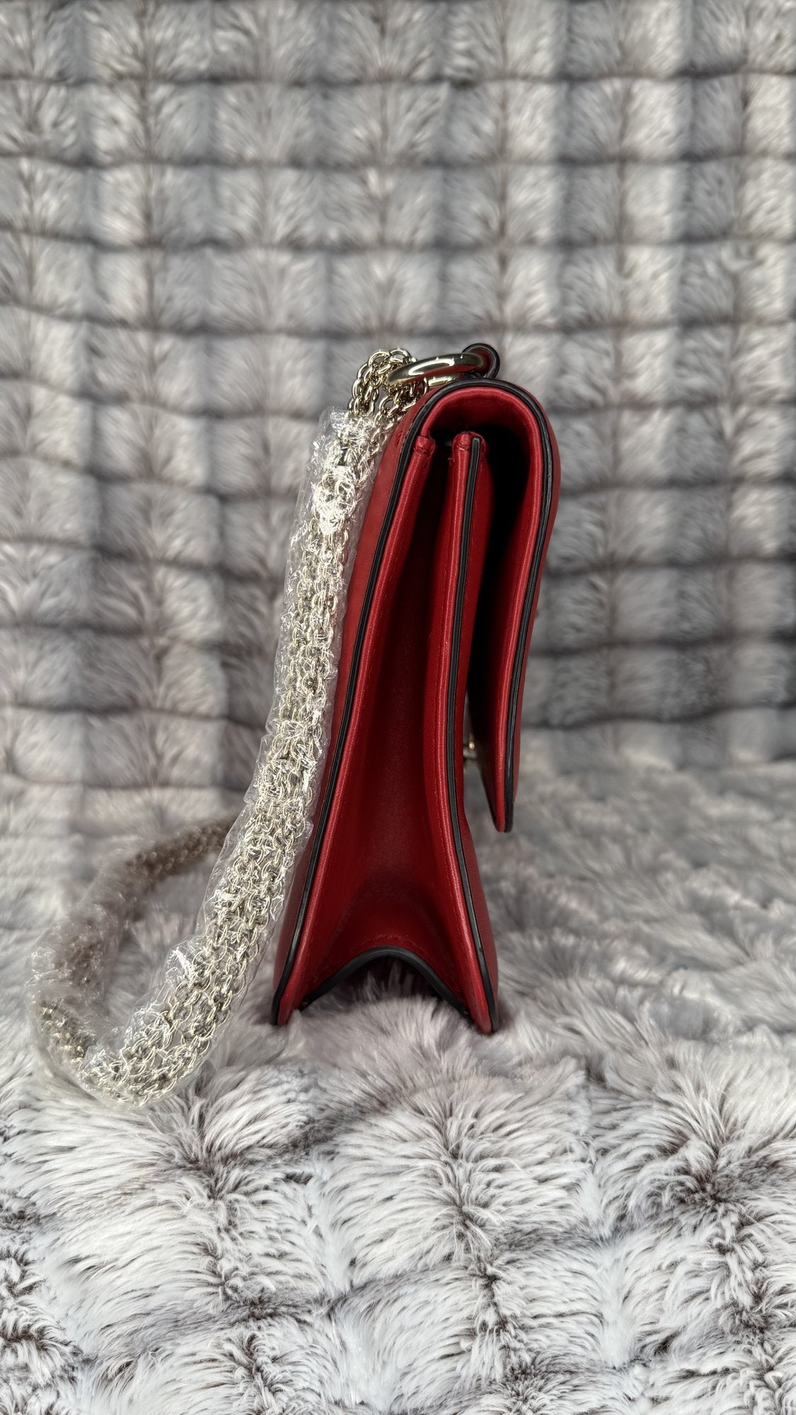 Valentino Garavani Vitello Medium Glam Lock Rockstud Flap Bag – Red