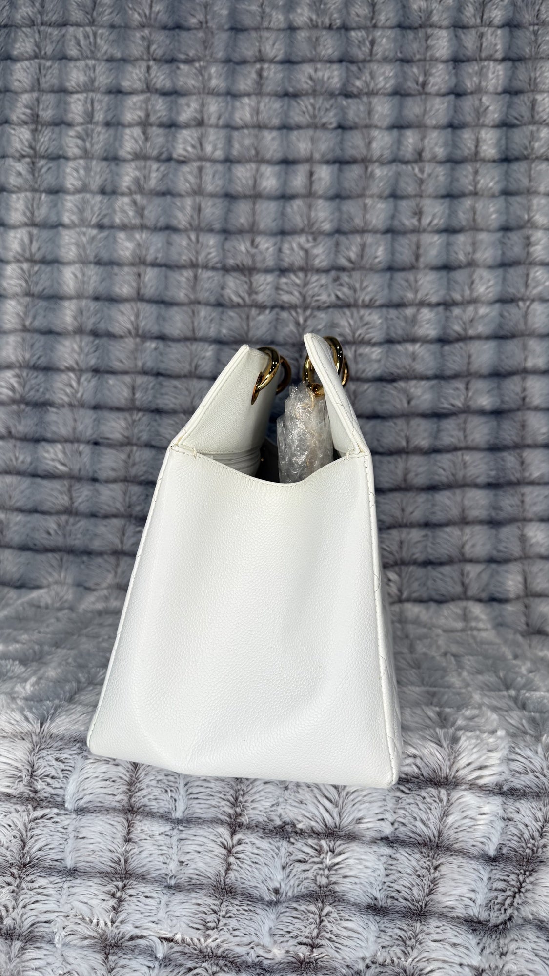 Chanel XL Grand Shopping Tote (GST) Caviar Leather – White
