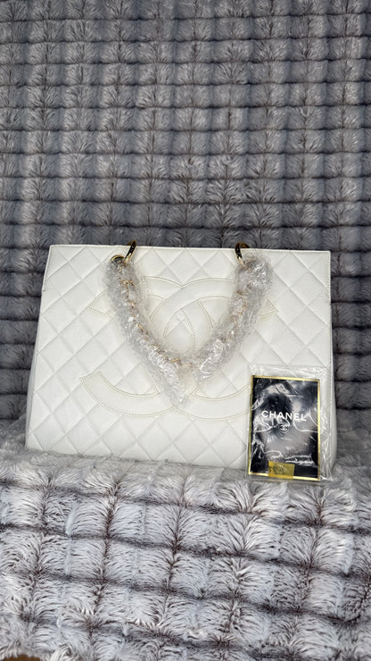 Chanel XL Grand Shopping Tote (GST) Caviar Leather – White
