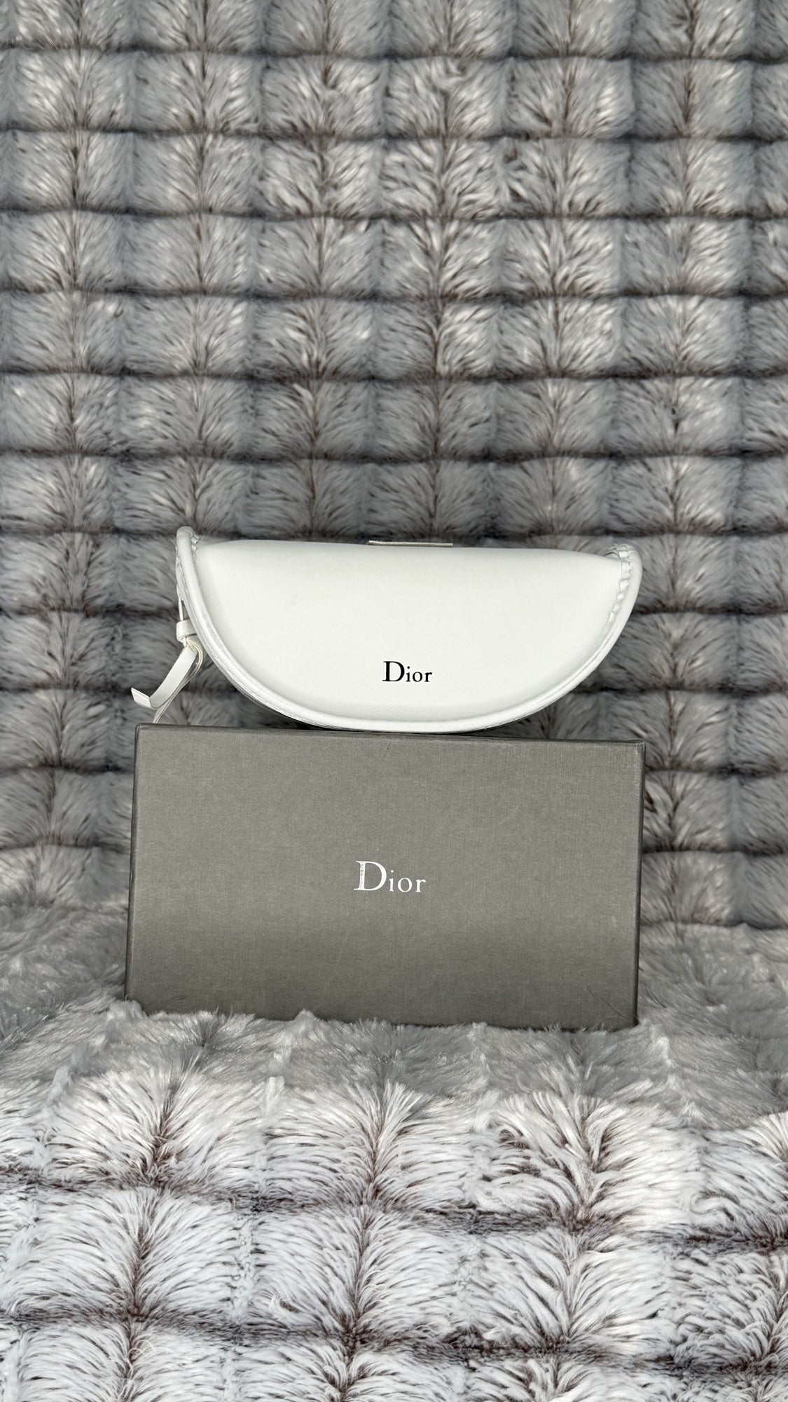 Christian Dior Oversized Butterfly Sunglasses – Gradient Brown