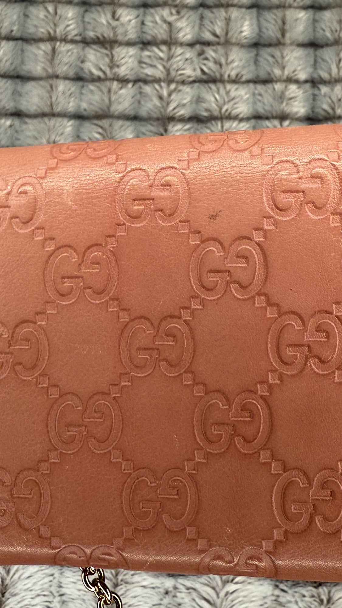GUCCI Guccissima Leather Chain Shoulder Bag - Pink