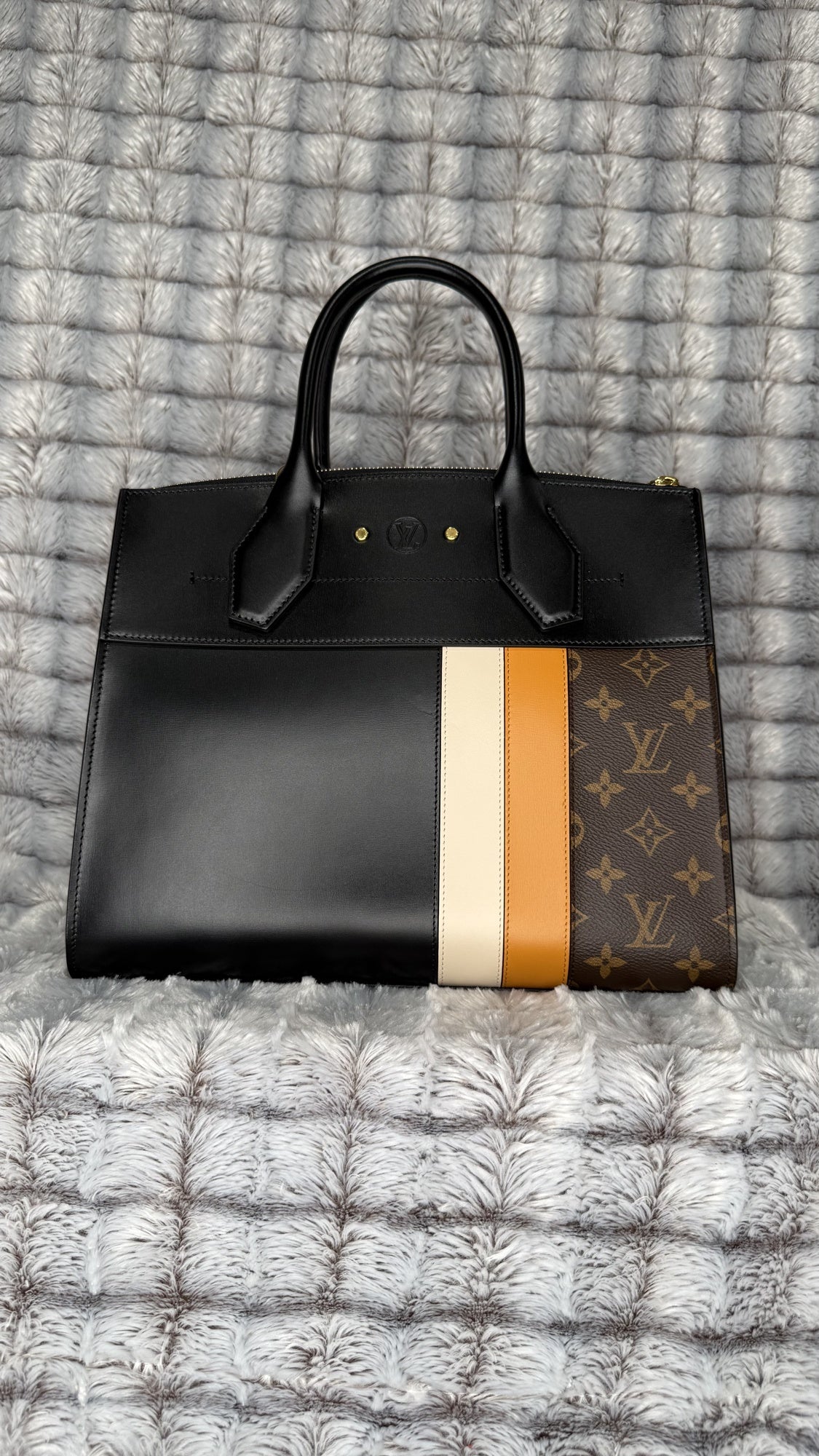 LOUIS VUITTON Bag Tricolor Leather Canvas