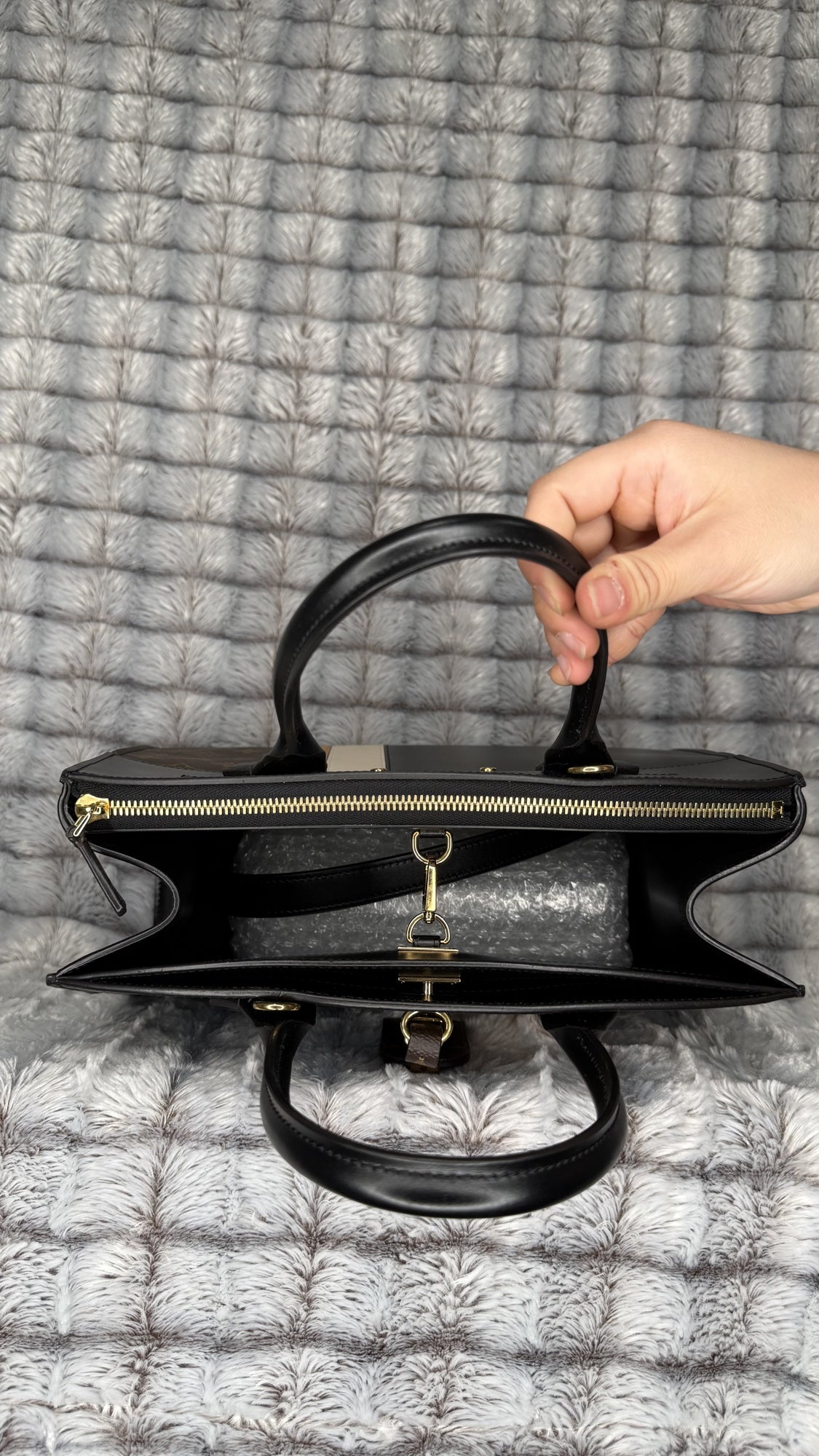 LOUIS VUITTON Bag Tricolor Leather Canvas