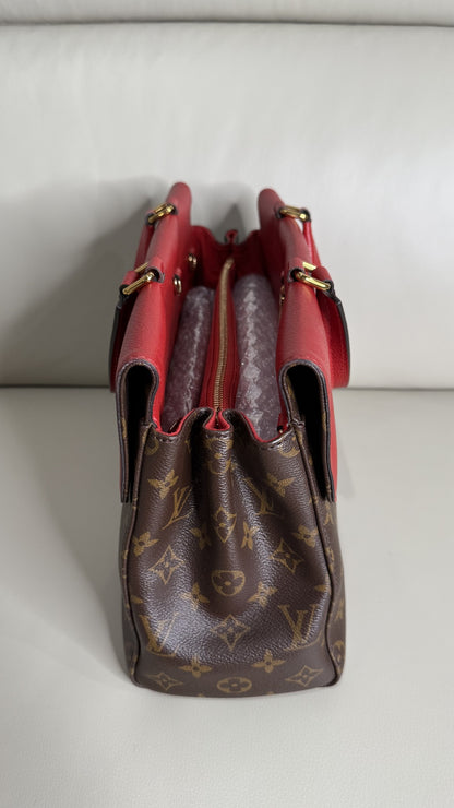 Louis Vuitton Monogram Montaigne MM - Cherry Red