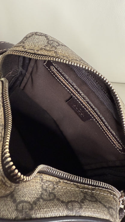 Gucci GG Supreme Canvas Shoulder Bag