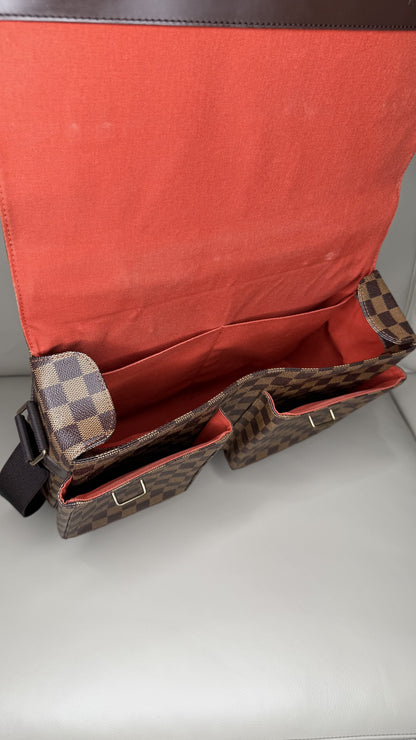 Louis Vuitton Damier Ebene Canvas Messenger