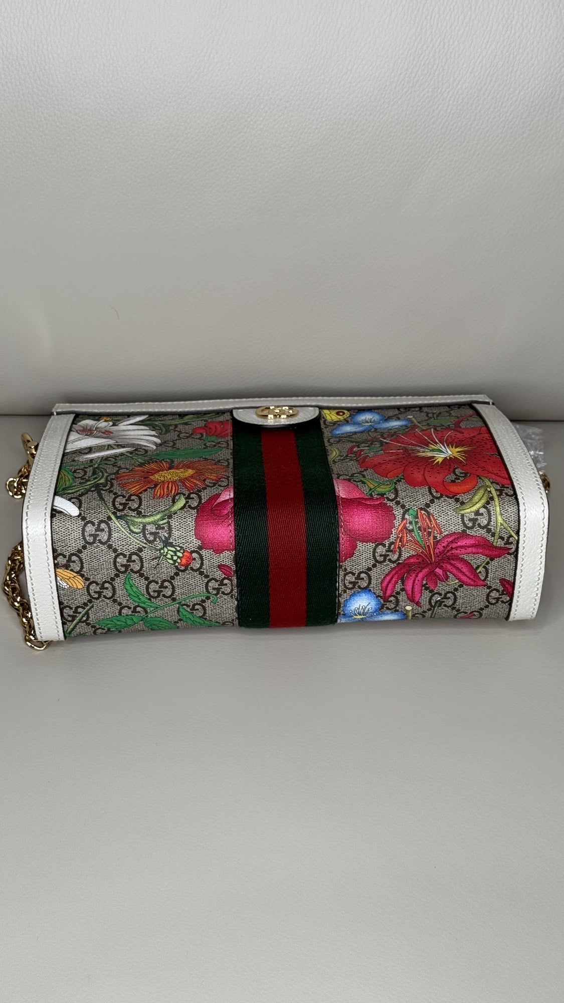 Gucci Ophidia GG Supreme Flora Chain Shoulder Bag