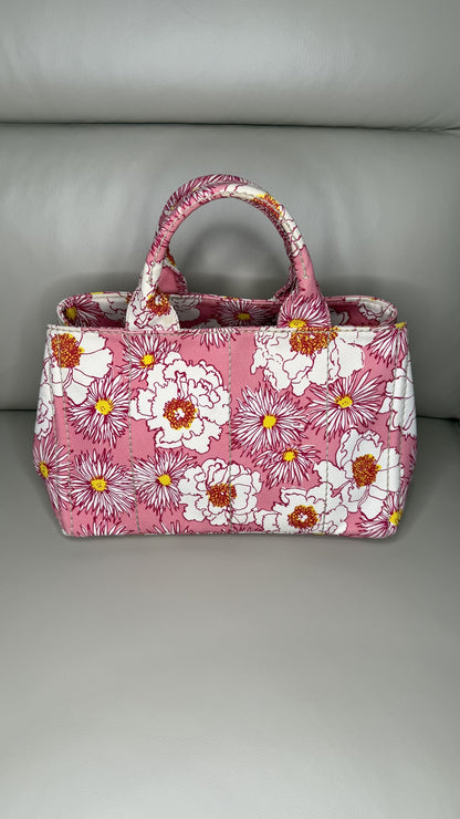 Prada Floral Canapa