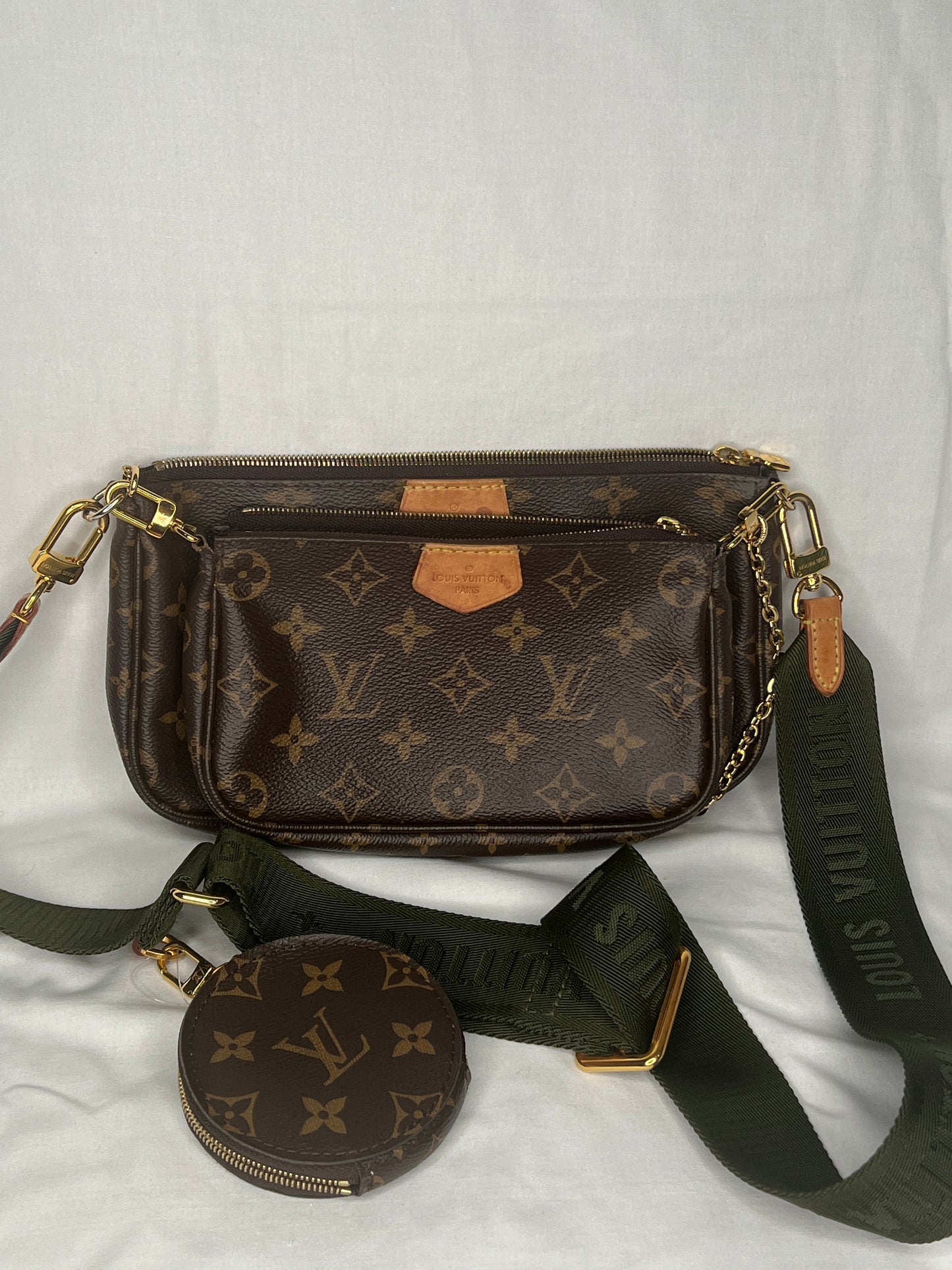 Louis Vuitton Multi Pochette Accessoires in Monogram Canvas