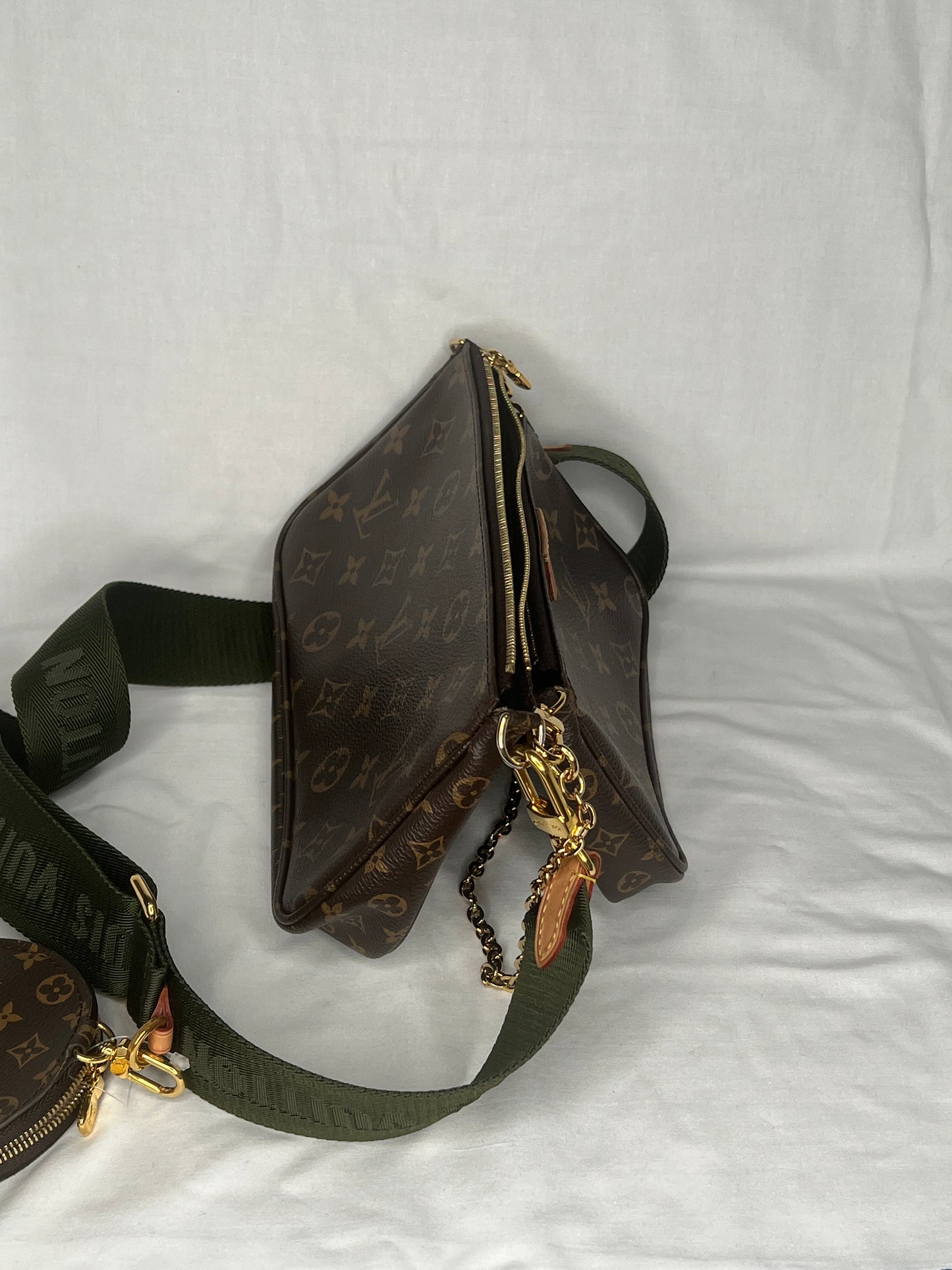 Louis Vuitton Multi Pochette Accessoires in Monogram Canvas