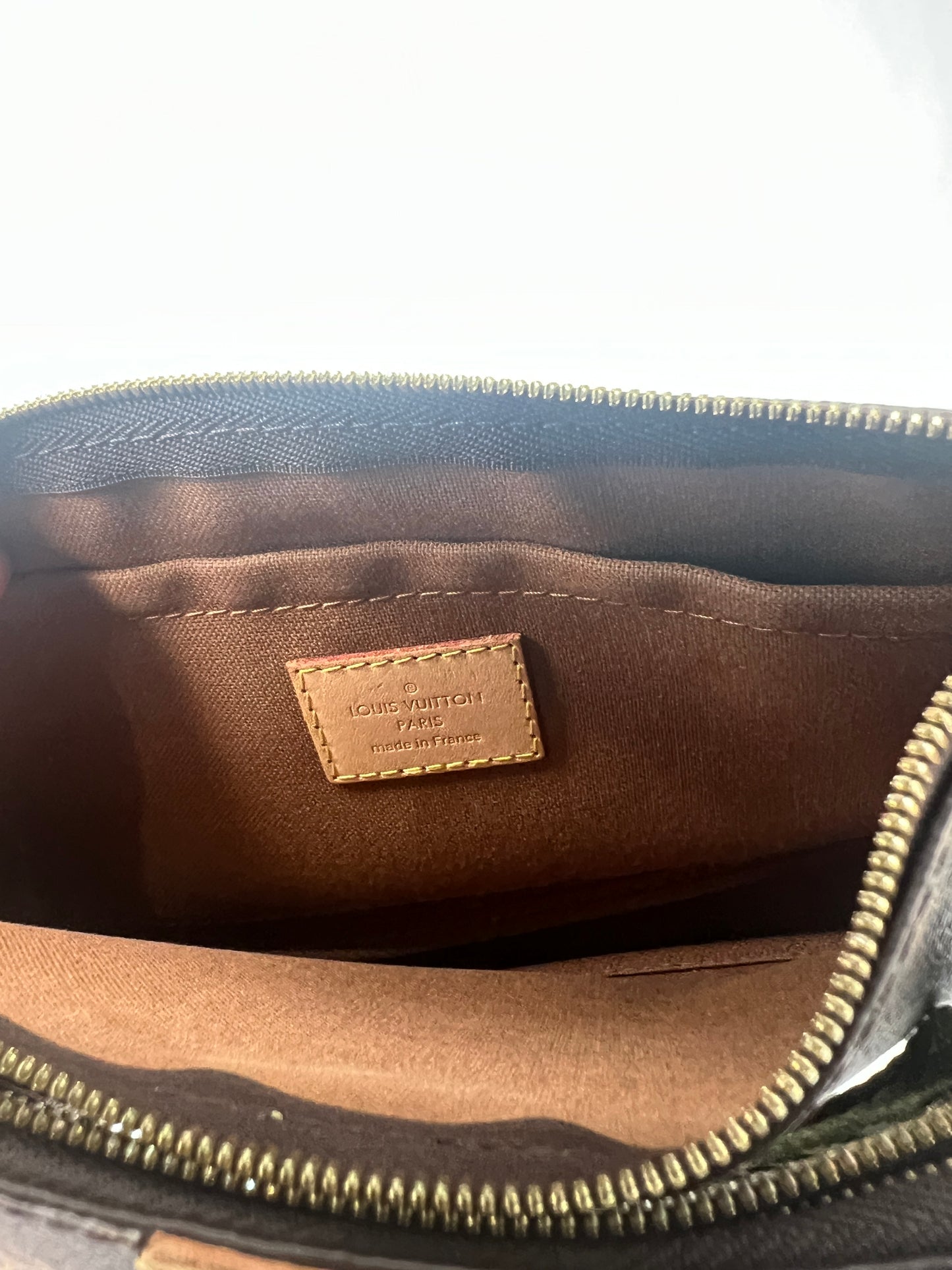 Louis Vuitton Multi Pochette Accessoires in Monogram Canvas